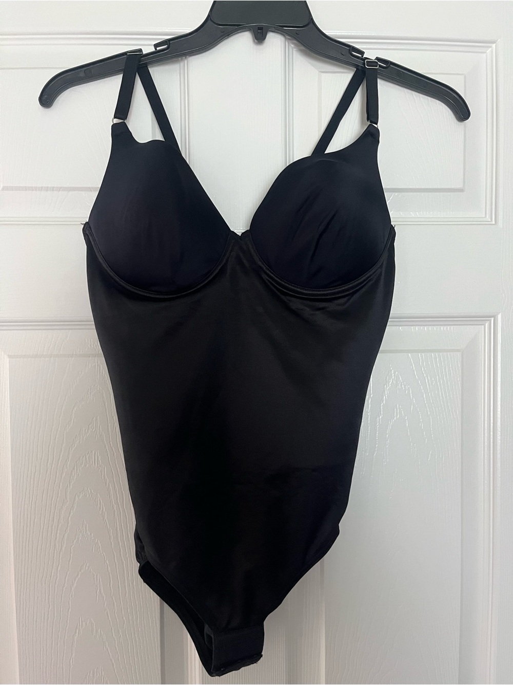 Flexees women’s shapewear body suit size 38C